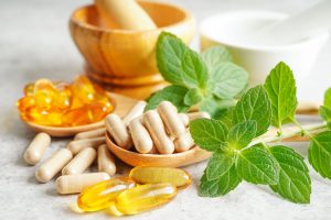 vecteezy_alternative-medicine-herbal-organic-capsule-with-vitamin-e_11485737_23